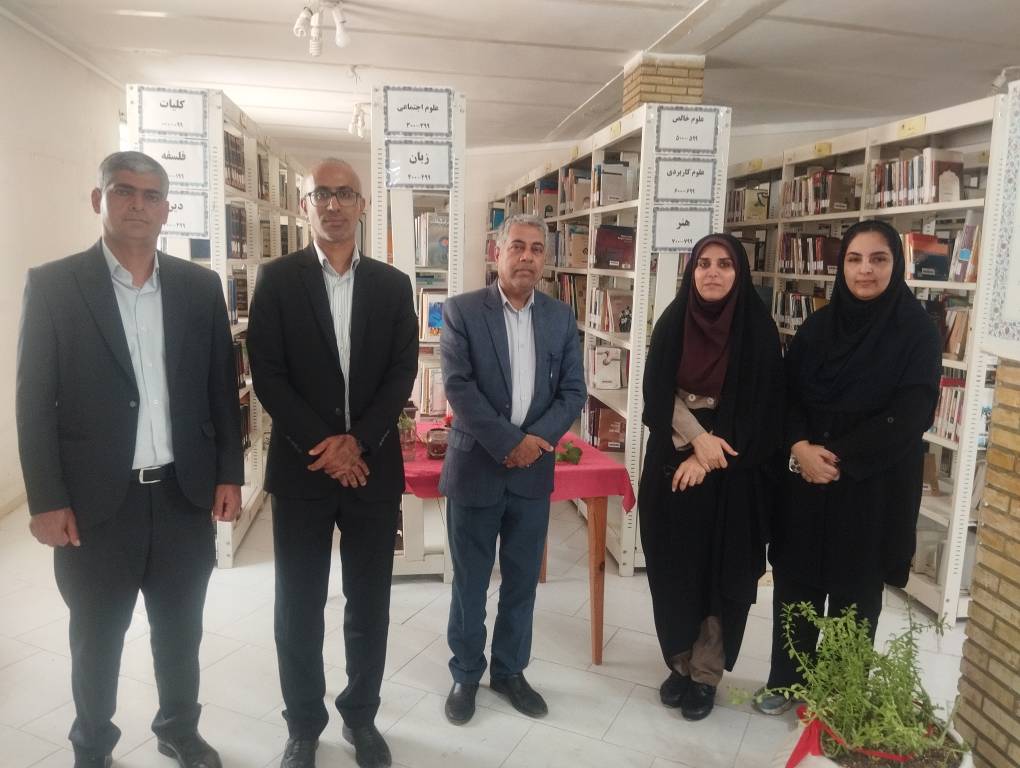 از توسعه کتابخانهها تا حمایت از نویسندگان بومی؛ تأکید بر مشارکت خیرین و مسئولیت اجتماعی صنایع