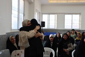 "لیگ کتاب بازی" در روستای اسفدآباد شهرستان ابرکوه برگزار شد