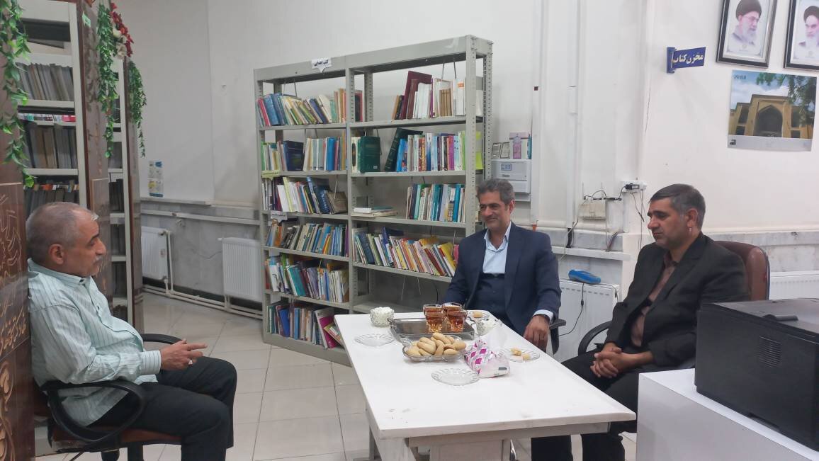 بررسی روند خدمت‌رسانی و وضعیت کتابخانه‌ها در سفر سرپرست اداره‌کل خراسان جنوبی