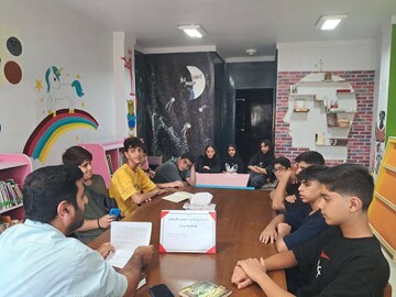 نشست تاریخ‌خوانی به مناسبت سالروز صدور فرمان مشروطیت