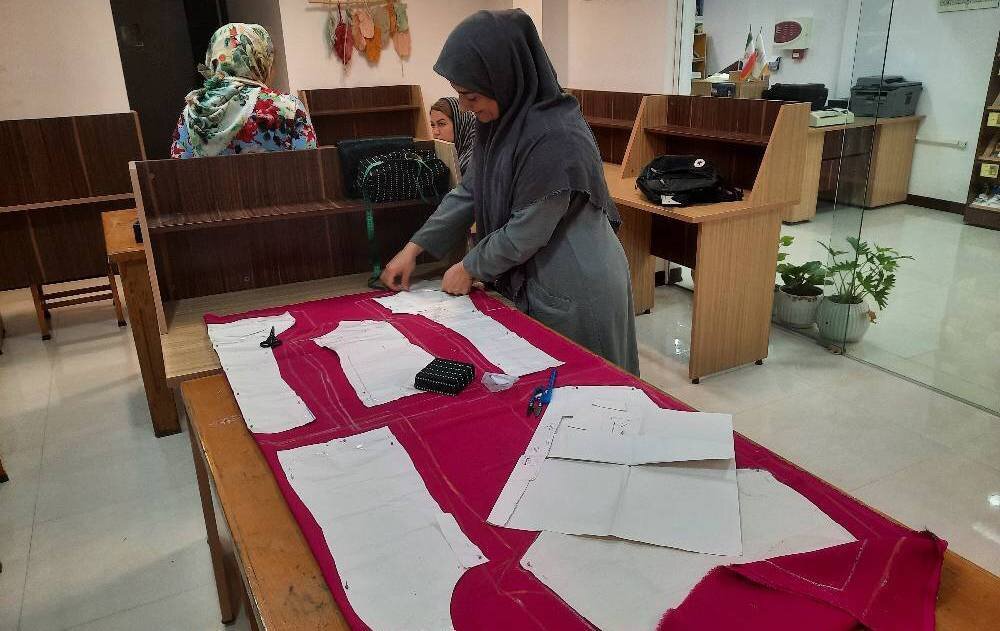 کلاس آموزشی خیاطی در کتابخانه عرب محله برگزار شد