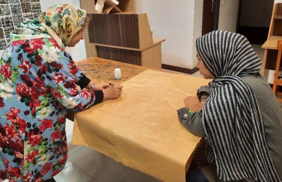 کلاس آموزشی خیاطی در کتابخانه عرب‌ محله برگزار شد