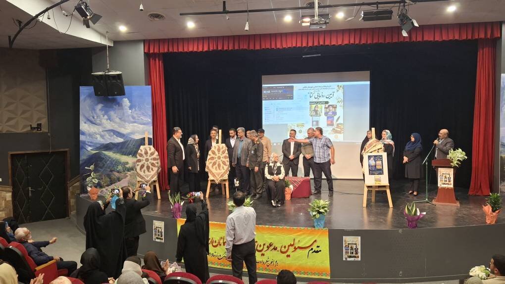 رونمایی از «آئینههای مات»، «سرباز دلبسته» و «همش تره صدا زنوم» در تنکابن