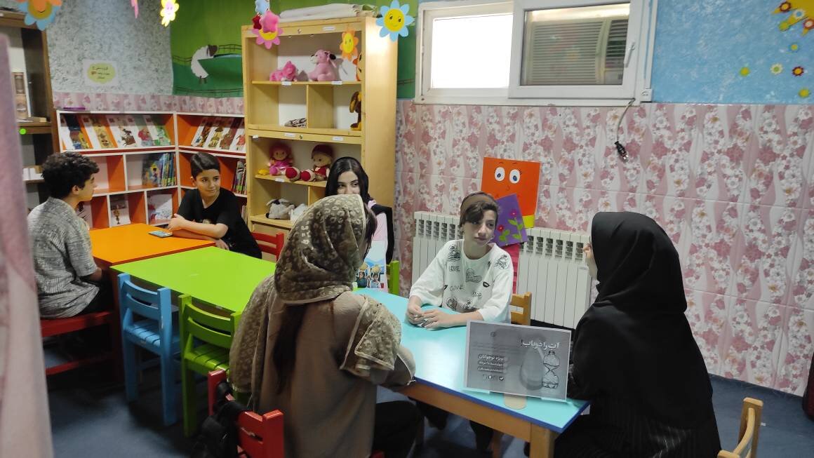 «بحران آب را دریاب» در کتابخانههای عمومی لرستان؛ از نشستهای مطالعاتی تا کارگاههای هنری