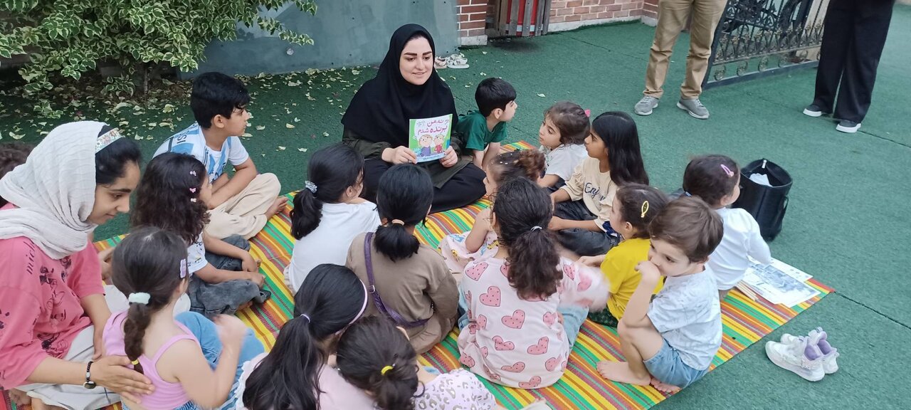 برنامه قصه‌گویی، بازی و ورزش در پارک المپیک جویبار برگزار شد