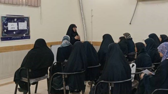 نشست «سواد رسانهای» ویژه نوجوانان در کتابخانه بوستان شیبان برگزار شد