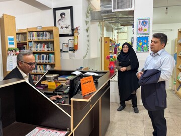 بازدید مدیرکل کتابخانه‌های عمومی استان یزد از کتابخانه‌های شهرستان ابرکوه