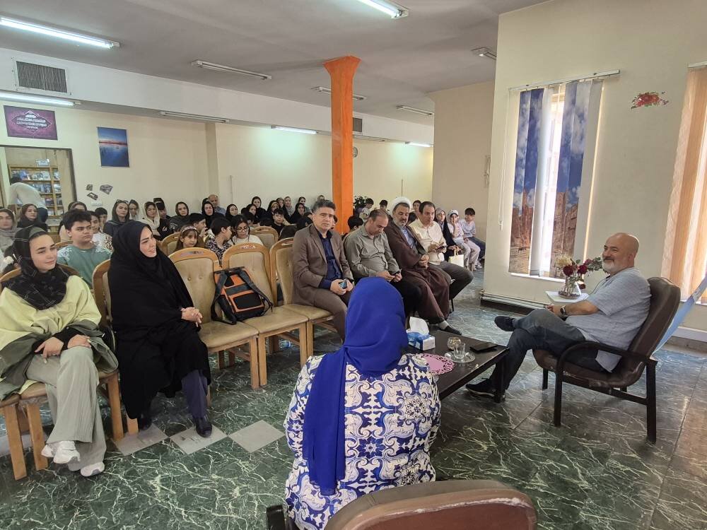 همایش «کودک و محیط زیست» در کتابخانه شهید صارمی اسلامشهر