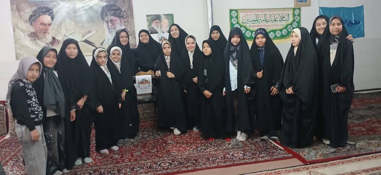 برگزاری لیگ کتابخوانی «مسجد، محله و کتابخانه» در کتابخانه عمومی شهید مطهری اشتهارد
