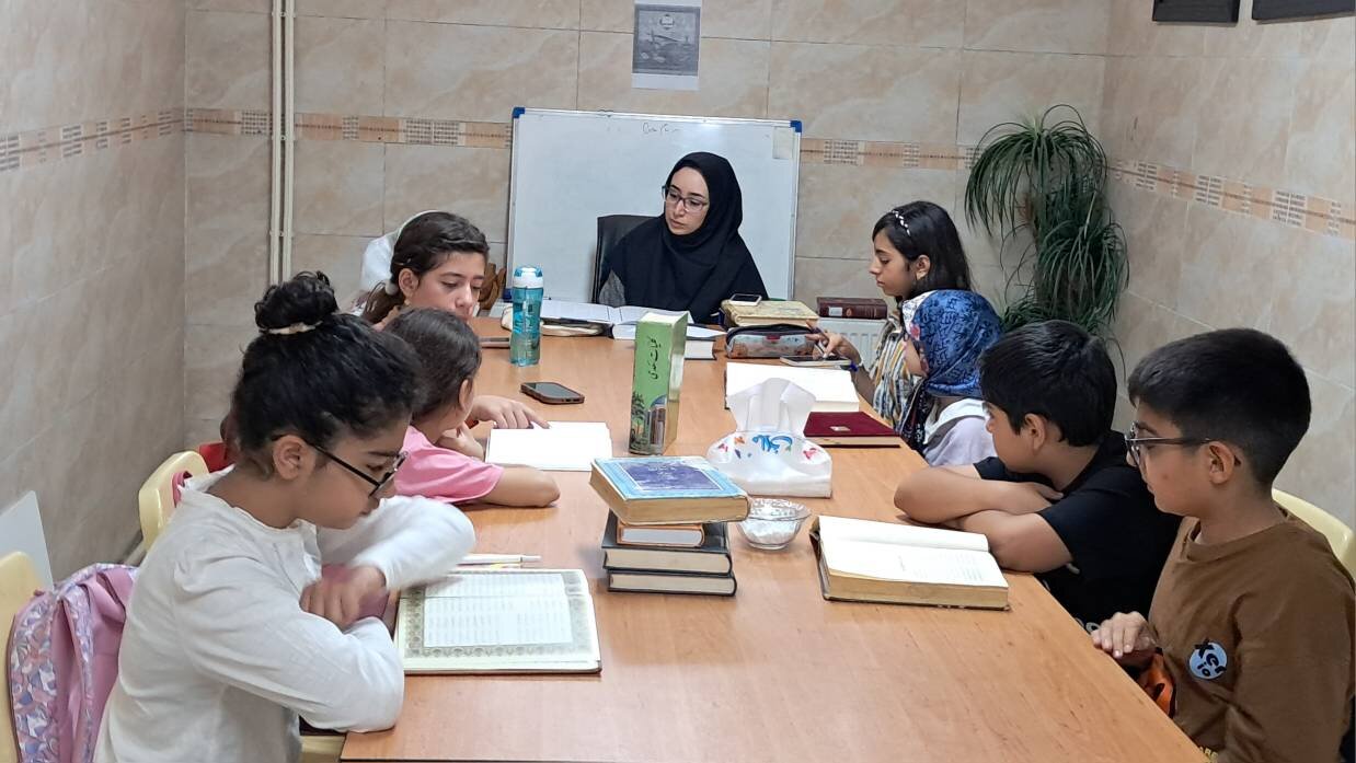همنشینی کتاب، فرهنگ و مهارت در کتابخانههای عمومی استان تهران