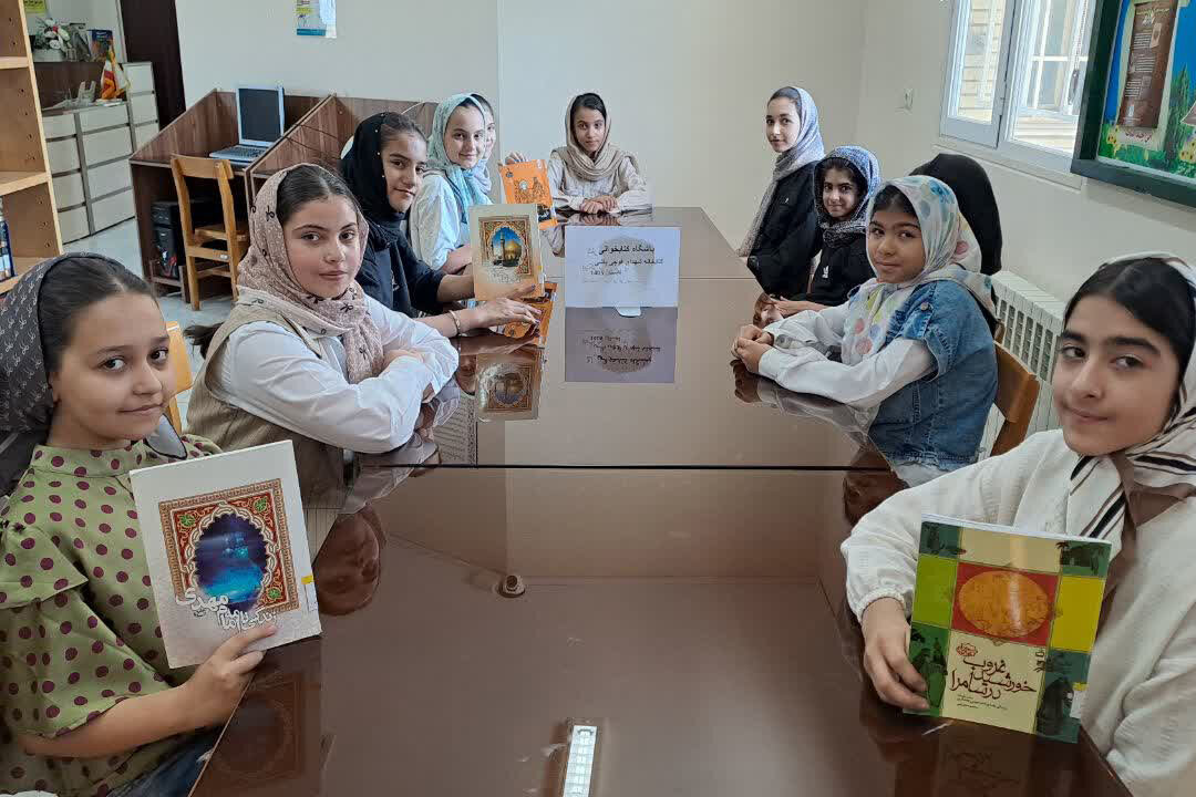 برنامههای فرهنگی، هنری و کتابمحور در کتابخانه شهدای قورچیباشی
