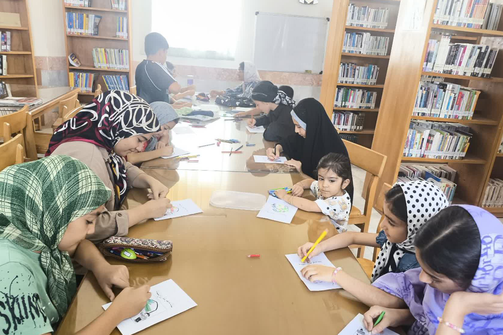 کتابخانه شهدای خیرآباد؛ محفلی برای کودکان کتابخوان روستا
