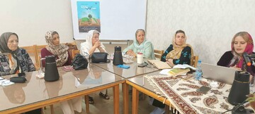 سلسله نشست‌های «عصر کتاب بهاران» با حضور اهالی فرهنگ در سنندج