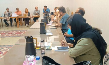 سلسله نشستهای «عصر کتاب بهاران» با حضور اهالی فرهنگ در سنندج