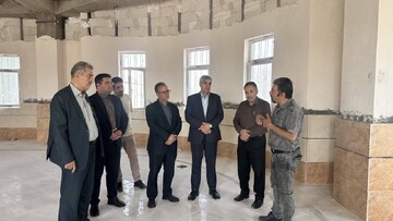 تأکید فرماندار، امام جمعه و نماینده مجلس بر تسریع در تکمیل کتابخانه عمومی مدرس خرمدره