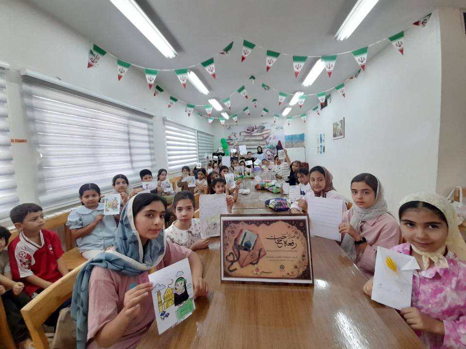 محفل «رقعه حاجت» ویژه کودکان و نوجوانان در کتابخانه عمومی آیت‌الله نجم‌آبادی برگزار شد