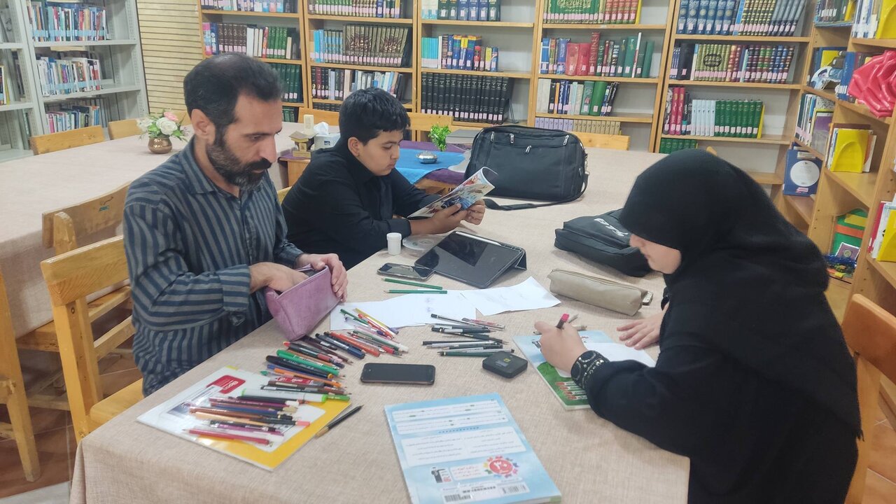 تداوم طرح «آفتاب کتاب» در شهرستانهای بوکان، پلدشت، تکاب، شاهین دژ، شوط و نقده