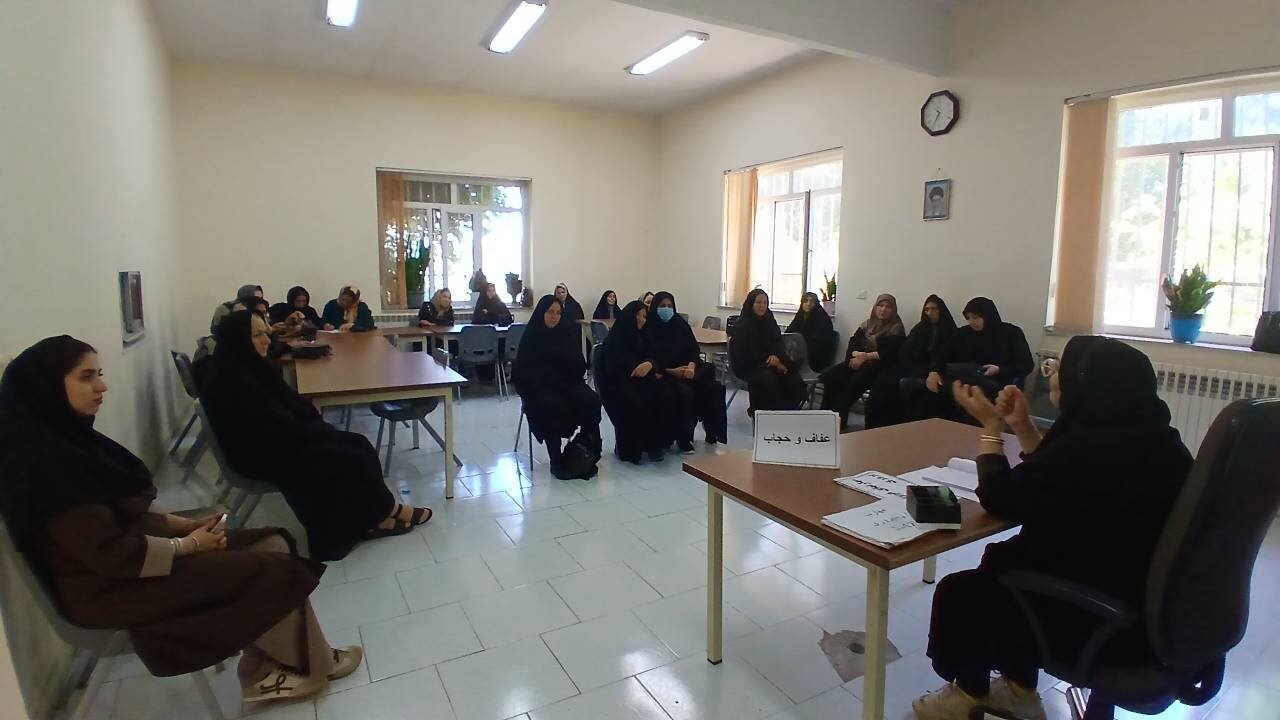 تداوم طرح «آفتاب کتاب» در شهرستان‌های بوکان، پلدشت، تکاب، شاهین دژ، شوط و &nbsp;نقده