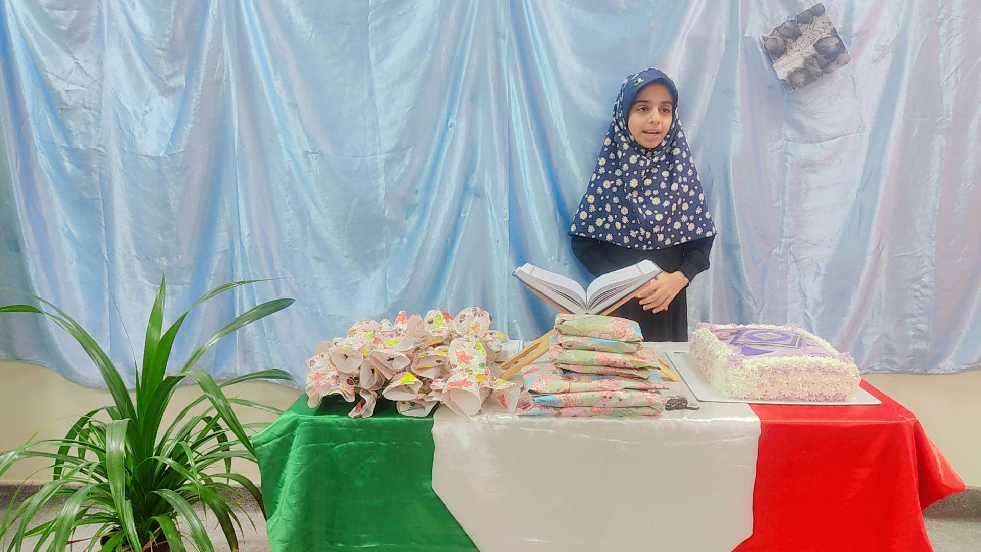 کتابخانه‌های هرمزگان به رنگ انتظار؛ جشن آغاز امامت حضرت مهدی (عج) با حضور کودکان