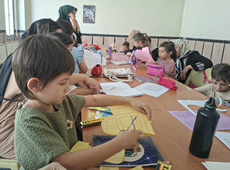 «پنجره‌ای رو به ظهور»؛ روایت کودکانه انتظار در کتابخانه شهید احمدی روشن