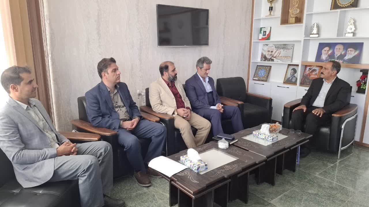 سفر سرپرست ادارهکل کتابخانههای عمومی خراسان جنوبی به شهرستان درمیان