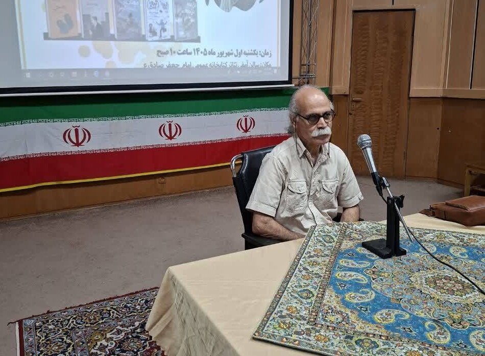 نشست گفت‌وگوی صمیمانه دوستداران کتاب با فرهاد حسن‌زاده در پاکدشت