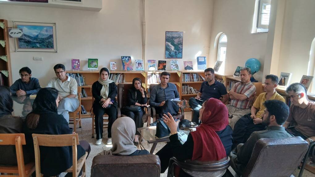 واکاوی مفهوم «معنای زندگی» در نشست کتابخوانان پاوه