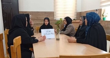 نشست "هم‌اندیشی بررسی راهکارهای ترویج فرهنگ عفاف در میان نسل نو" در کتابخانه علم و ادب
