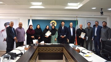 نخستین نشست انجمن خیرین کتابخانه‌های عمومی استان کرمانشاه
