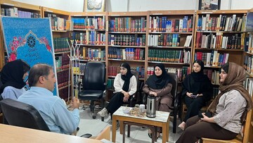 نخستین نشست محفل ادبی «سمنگان»
