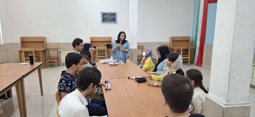 برگزاری دومین جلسه کارگاه آموزشی «جهت‌یابی و تحرک» در کتابخانه شهید رجایی ملارد