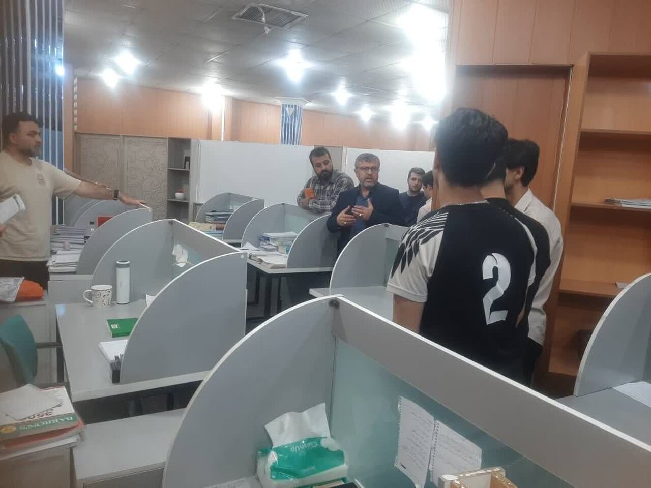 بازدید دادستان عمومی و انقلاب مرکز استان کهگیلویه و بویراحمد از کتابخانه مرکزی یاسوج