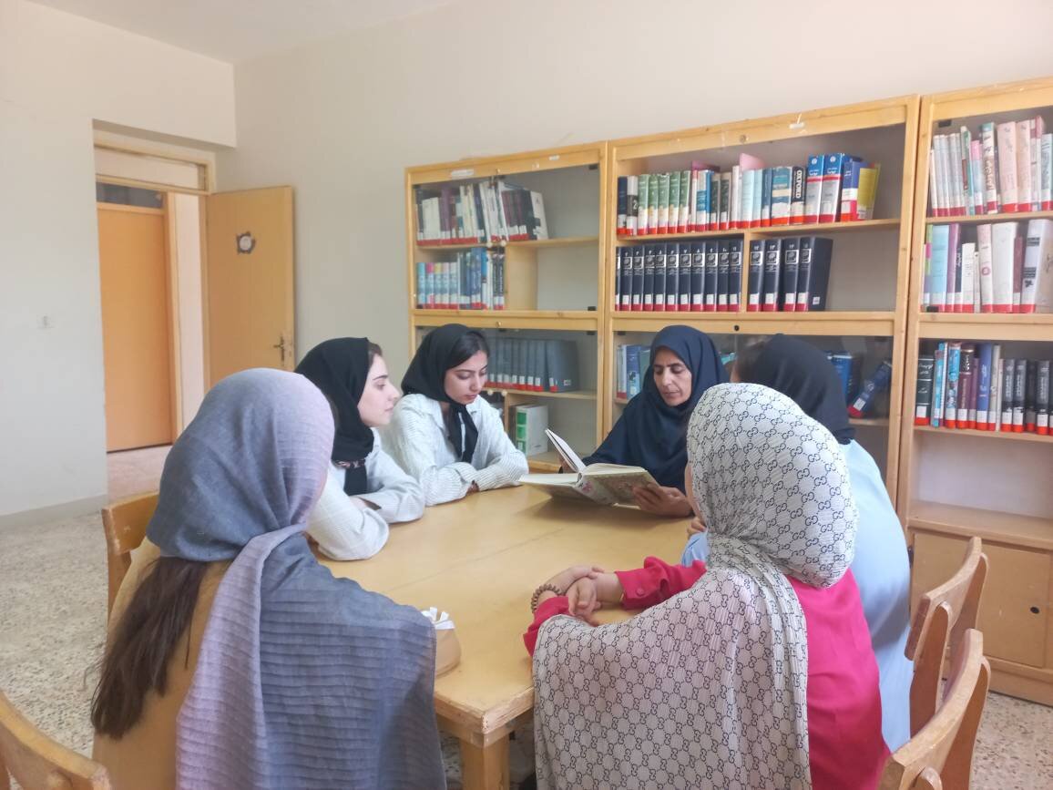 ترویج کتابخوانی تا مهارت‌آموزی کودکان در کتابخانه‌های لرستان
