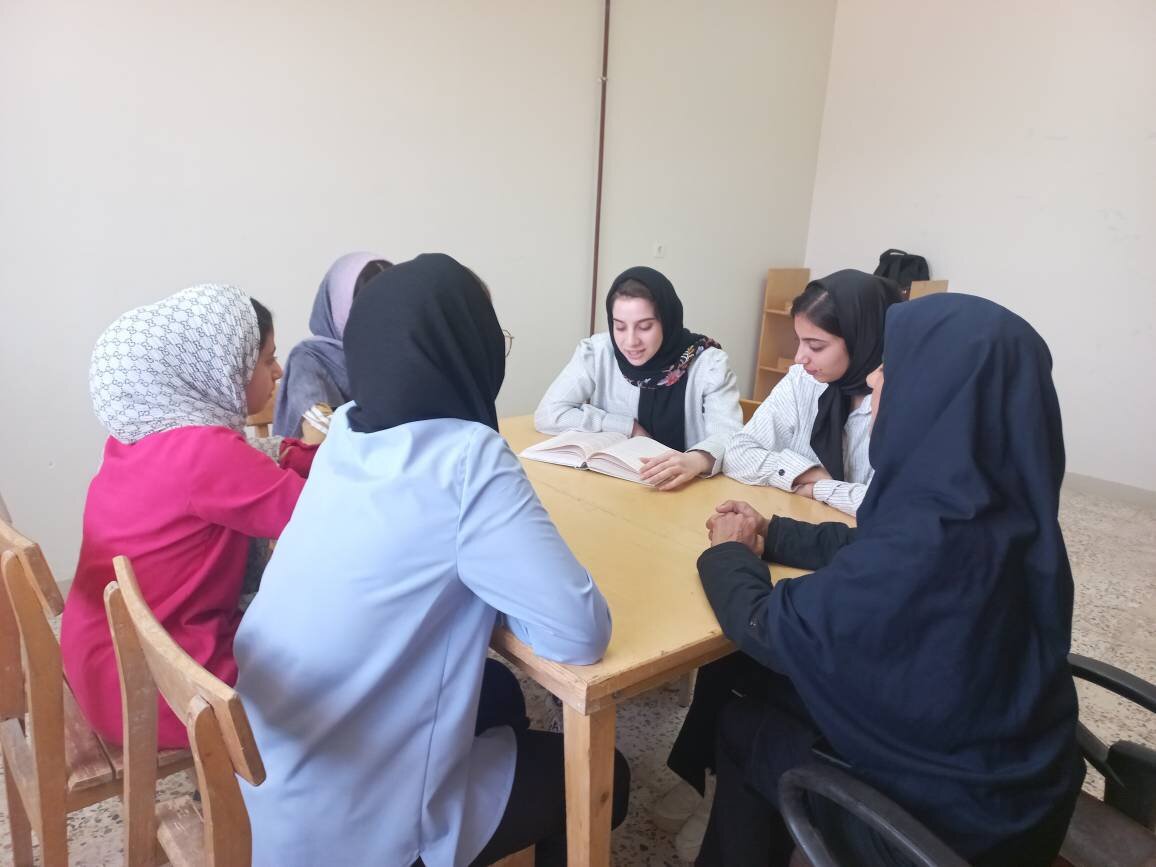 ترویج کتابخوانی تا مهارت‌آموزی کودکان در کتابخانه‌های لرستان