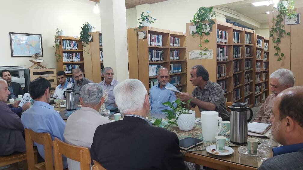 کتاب «شیرگاه در گذر زمان» در سوادکوه شمالی نقد و بررسی شد