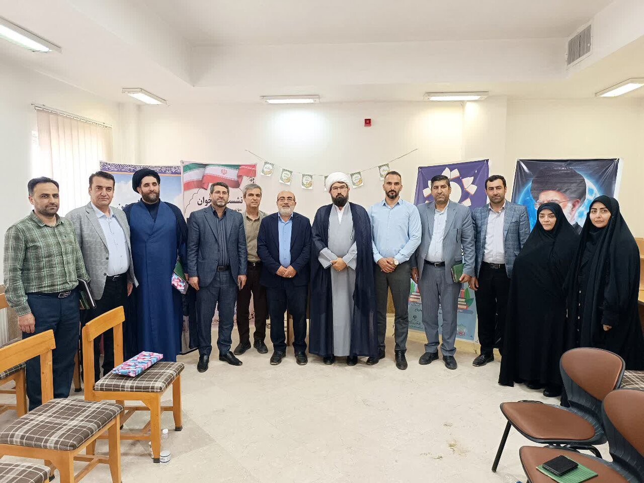 سومین «ماهگرد کتابی» شهرستان چهارباغ برگزار شد