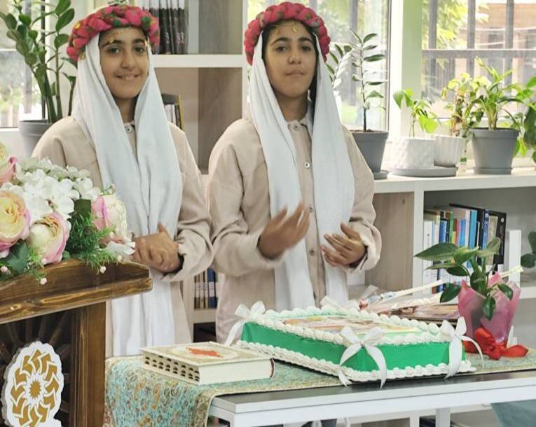 «جشن تولد یک کتابخانه» با حضور اعضا برگزار شد