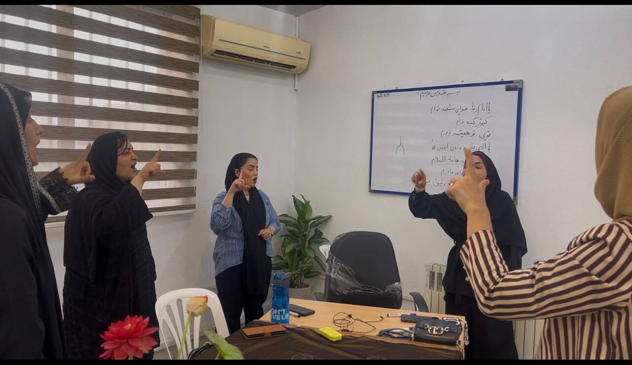 «کلاس تمرین سرود گروهی ویژه ناشنوایان» در کتابخانه شهیدان نجاریان بابل برگزار میشود