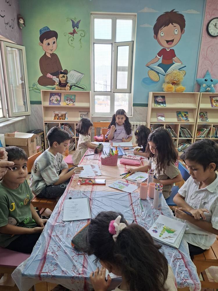 از نشست‌های مطالعاتی تا فعالیت‌های هنری در کتابخانه‌های کرمانشاه