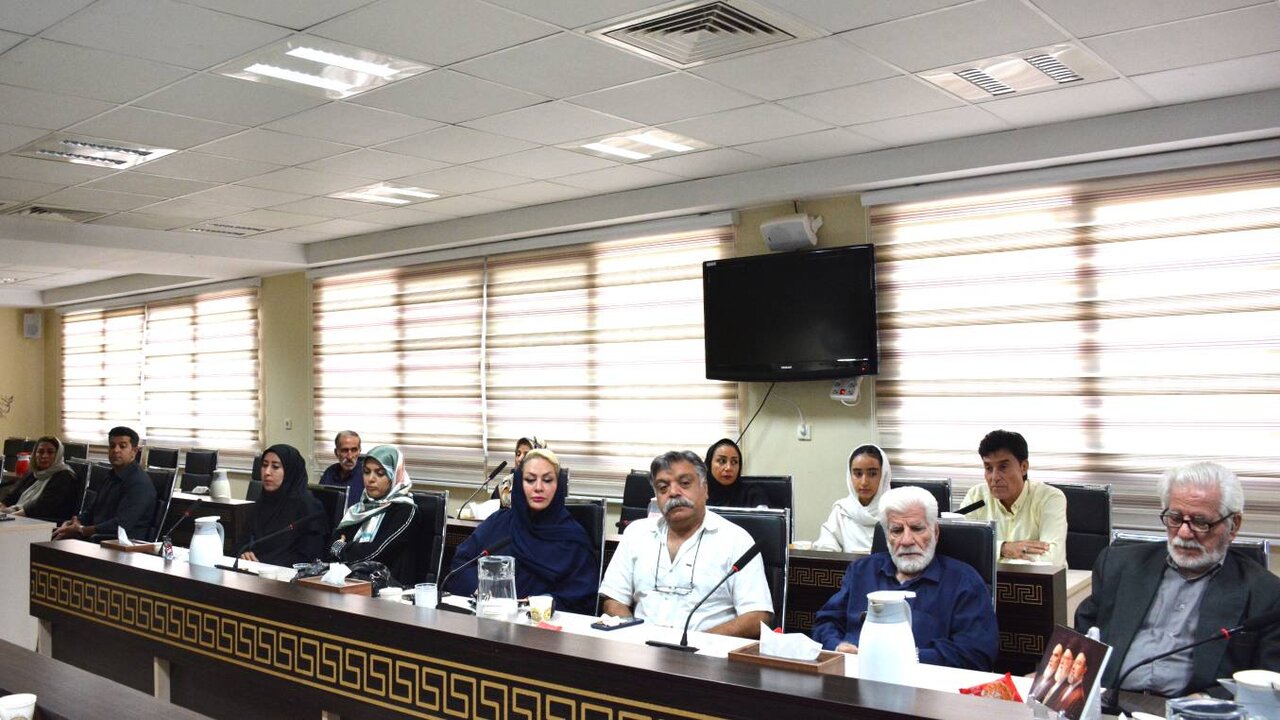 از نشست‌های مطالعاتی تا فعالیت‌های هنری در کتابخانه‌های کرمانشاه