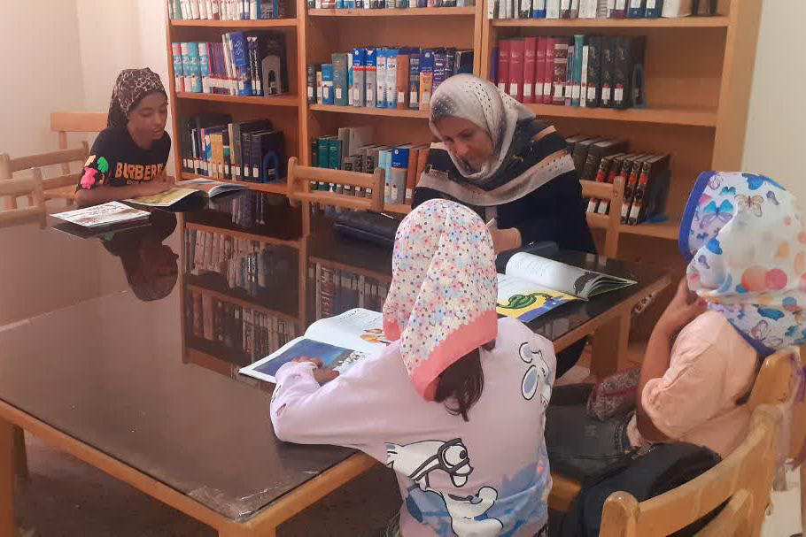 کتابخانه شهدای مالمیر؛ از تاریخ‌خوانی و قصه‌گویی تا ترویج فرهنگ مصرف آب