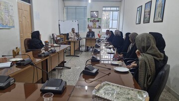 محفل ادبی «رقعه حاجت» در کتابخانه مجتمع فرهنگی هنری ابرکوه برگزار شد