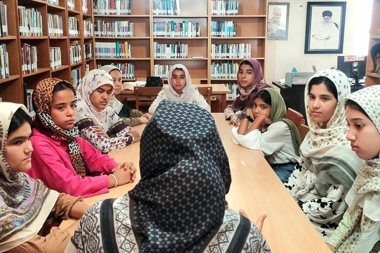 نوجوانان خواجه‌نفس در پاتوق گفت‌وگوی «بحران آب؛ مقصر انسان یا اقلیم؟» به گفت‌وگو پرداختند