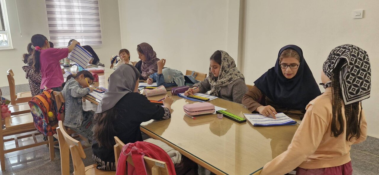 برگزاری دورههای متنوع آموزشی و فرهنگی در کتابخانه برکت مهر ماماهان