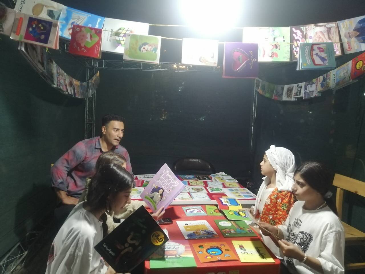 حضور فرهنگی کتابخانهها در جشن وحدت جوانرود