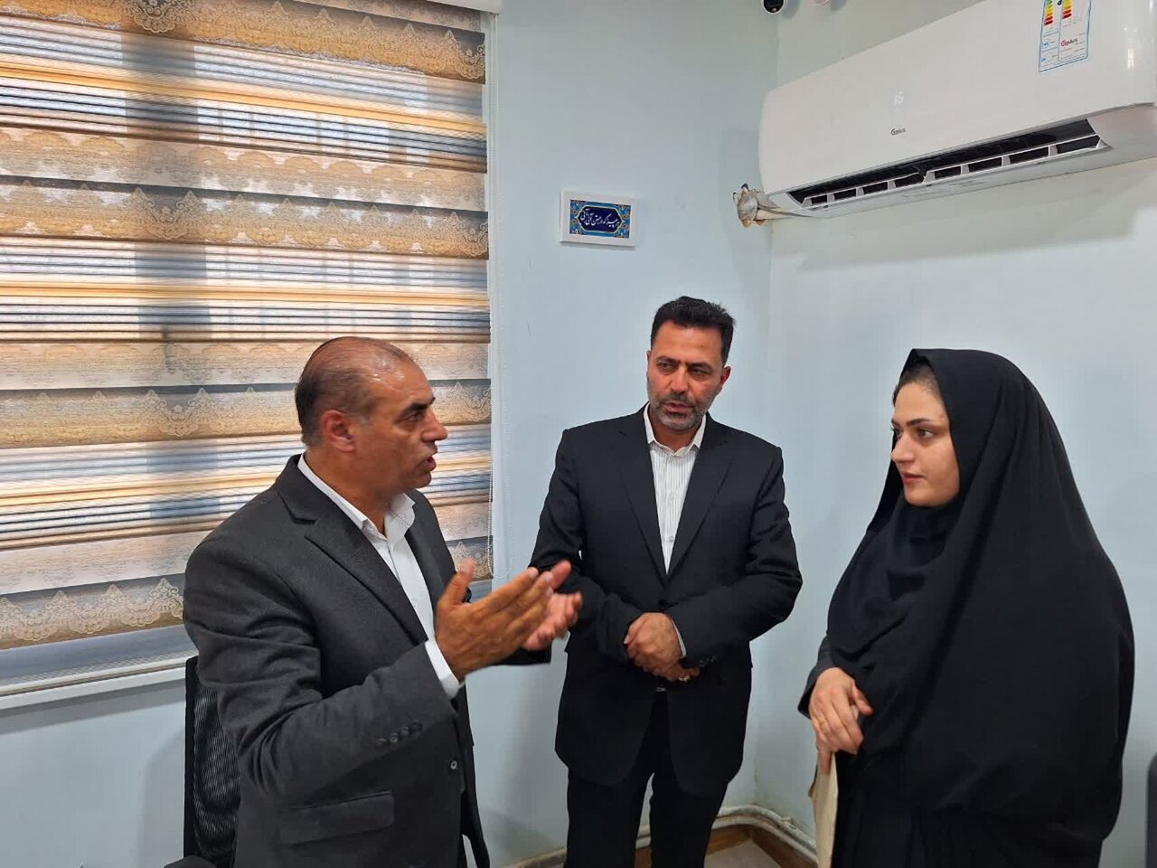پیشخان خدمات کتابخانه‌ای شهید مومنی‌الوار روستای ارمو بازگشایی شد