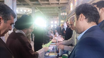 میز خدمت اداره کل کتابخانه های لرستان