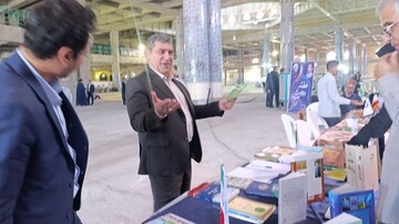 میز خدمت اداره کل کتابخانه های لرستان
