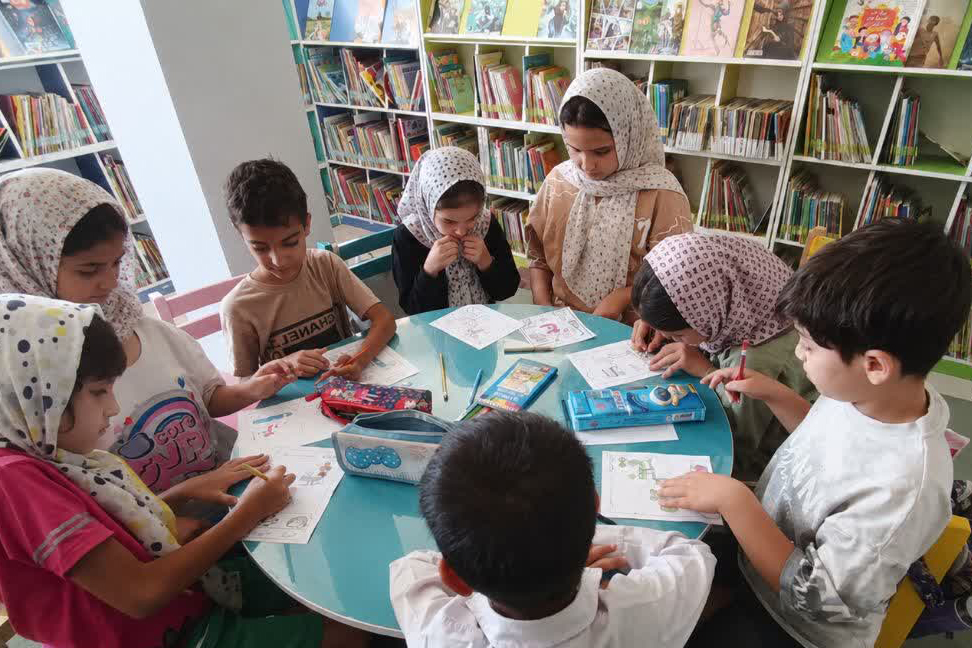 بازی با الفبا تا حکایتهای مثنوی در کتابخانه علامه دلیجانی شهر دلیجان