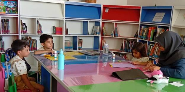 توسعه دانایی در کتابخانه‌های عمومی استان تهران با برنامه‌های کتاب محور
